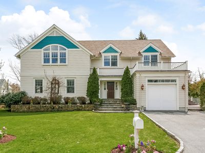 8 Old Club House Rd, Old Greenwich, CT, 06870