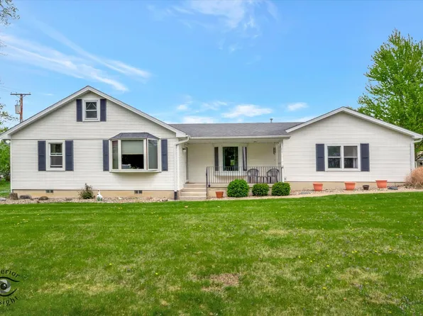 502 Dunbar St, Beecher, IL 60401