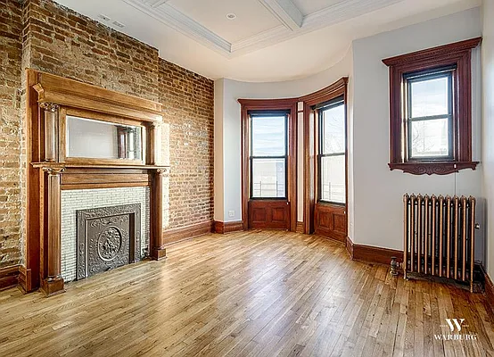 Rented by Warburg | media 37