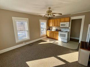 103 Wakefield St APT D, Rochester, NH 03867
