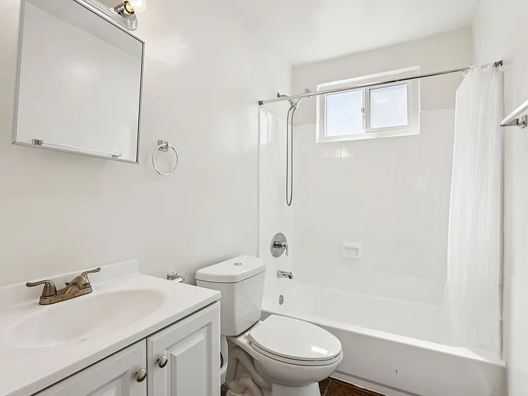 6205 8th Ave — Photo 8