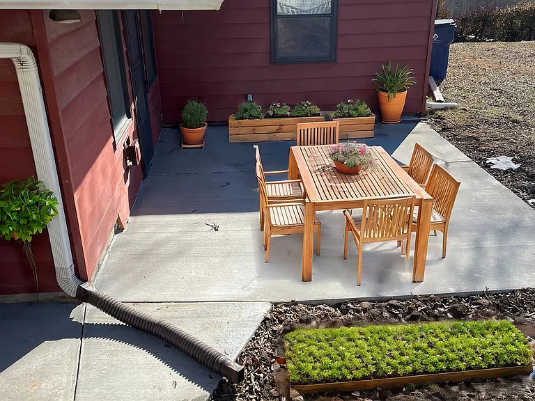 1325 Aloha Dr — Photo 7