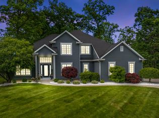 12512 Chapelwood Pl, Fort Wayne, IN 46845