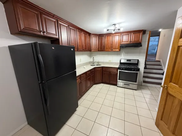 (undisclosed Address), Brooklyn, NY 11235