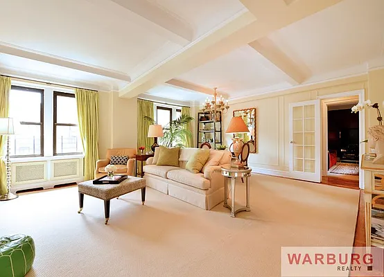 Sold by Warburg | media 16