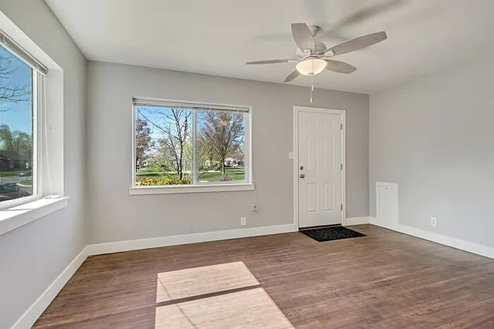 3 bed, 1.0 bath, 1100 sqft, $1,395 — Photo 4