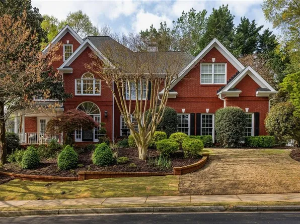 225 Cotton Field Ct, Alpharetta, GA 30022