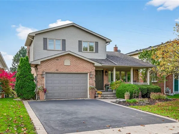 12 Vance Cres, Hamilton, ON L8B 0B8