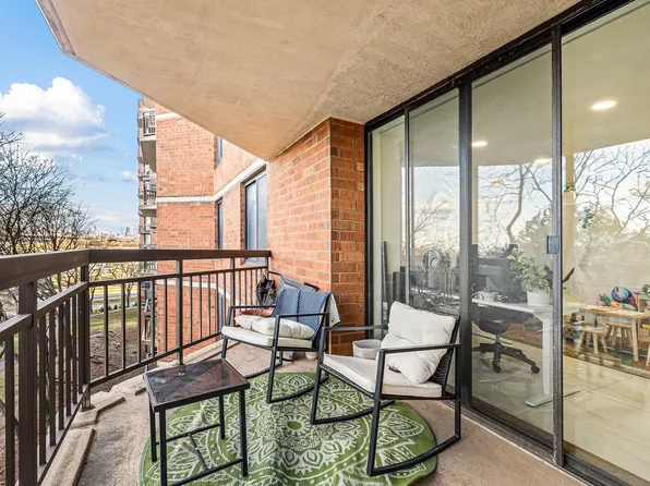 427 Harmon Cove Tower image 21 of 24