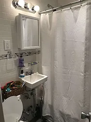 Rented by Salon Realty Corp