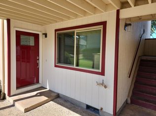 525-595 Grant Ave #555, Cottage Grove, OR 97424