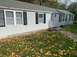 14 Montauk Hwy, Westhampton, NY 11977