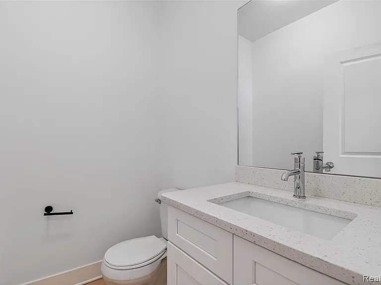 2925 Square Lake Ct — Photo 19