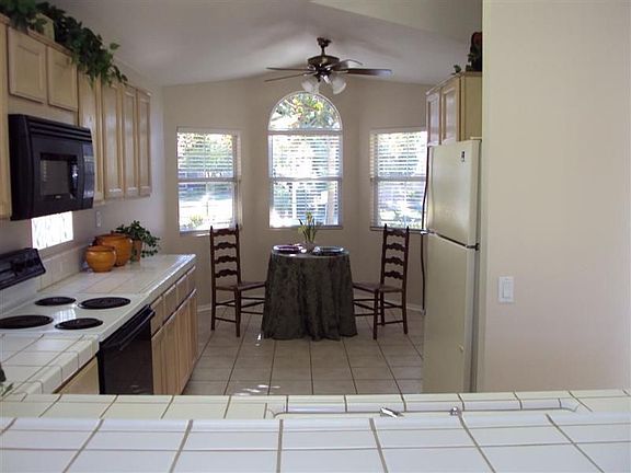 4th image of 709 Johnny Fry Ct