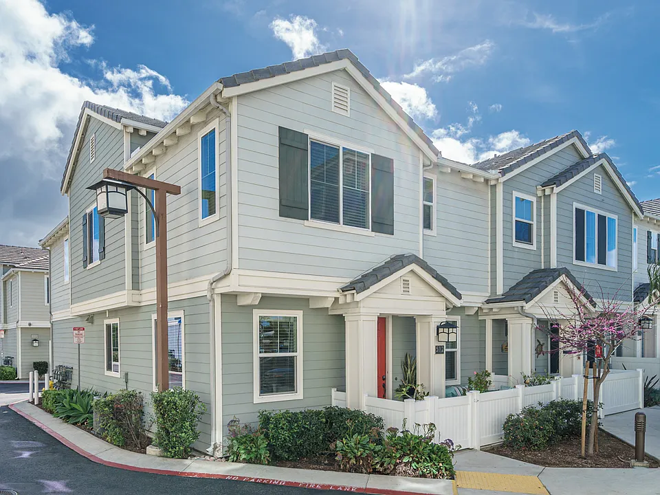 512 Heron Ln #1