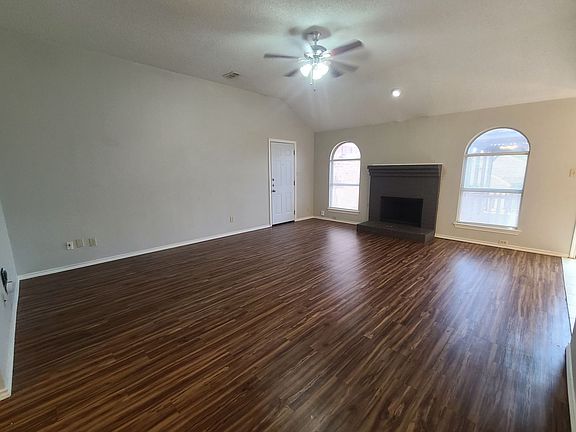 2nd image of 329 N Beltwoods Dr