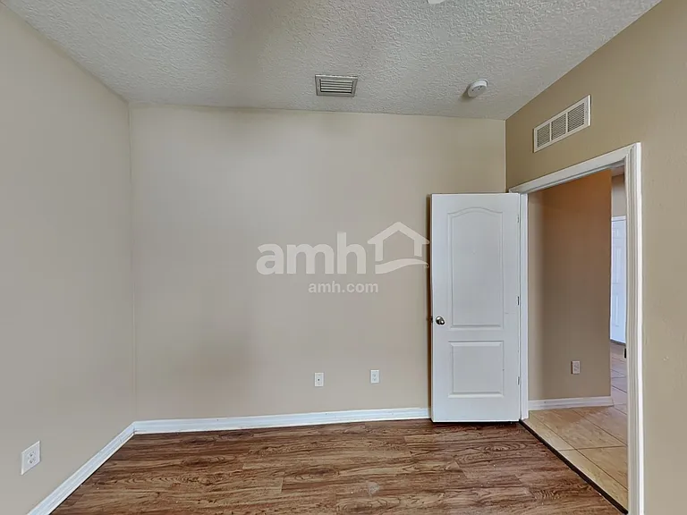 404 Britton Shores Ct — Photo 18