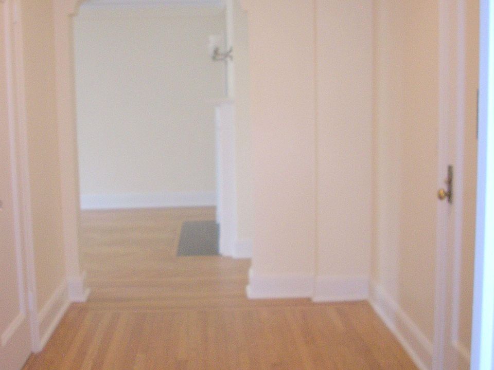1st image of 210 E 68th St APT 10G