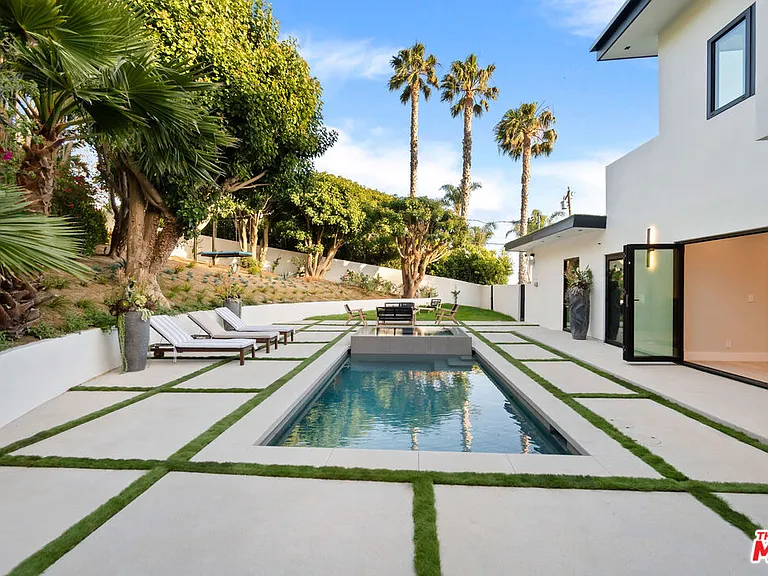 27187 Sea Vista Dr — Photo 3