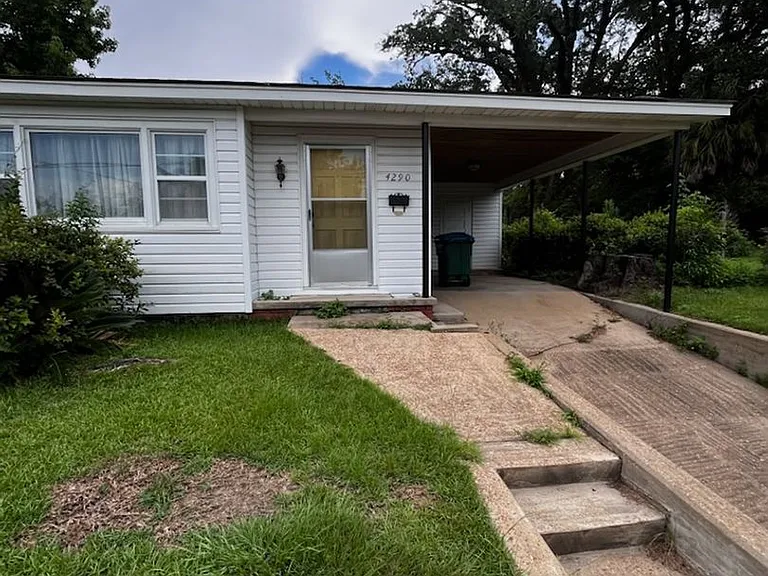 4290 Lafayette St — Photo 2