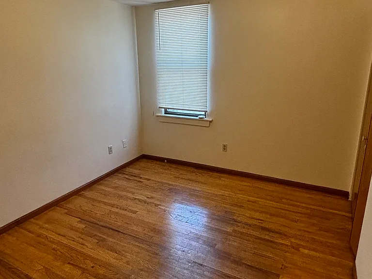 41 Brooks St #1 — Photo 10
