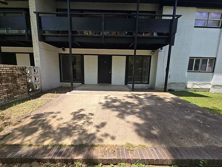 3701 Wesley Dr — Photo 61