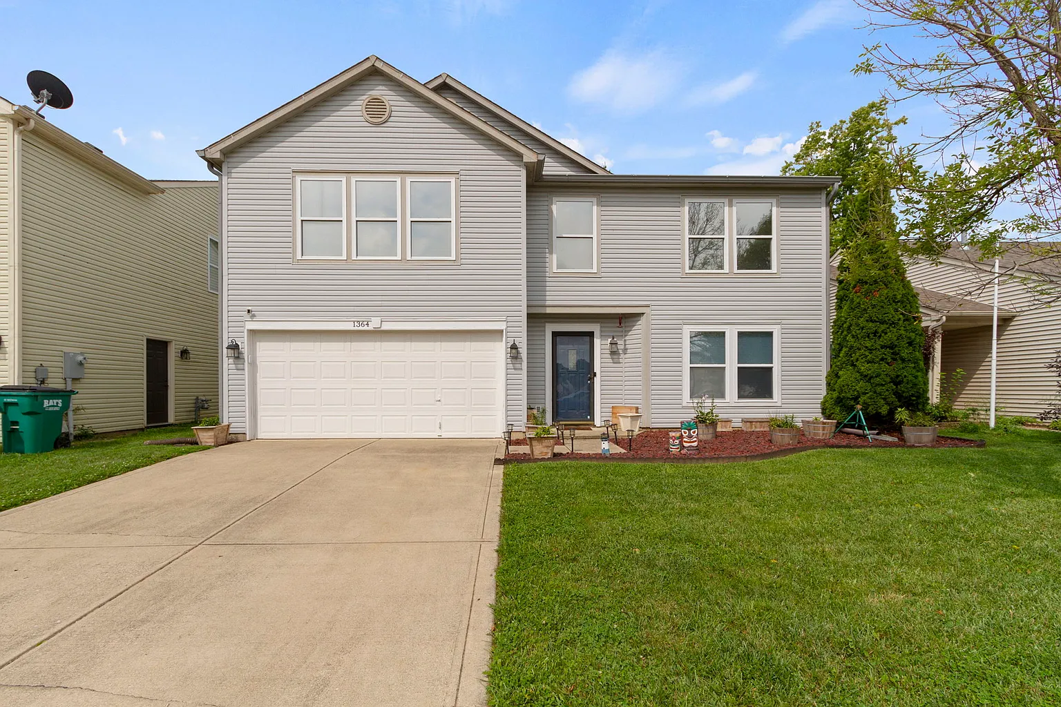 1364 Castleford Ln photo 1