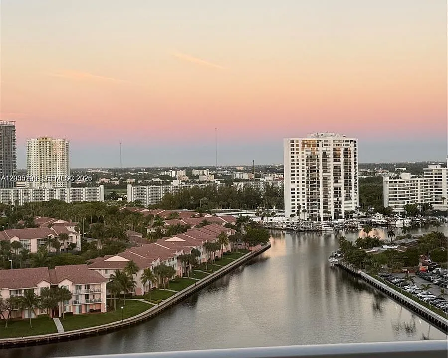 3800 S Ocean Dr #1623
