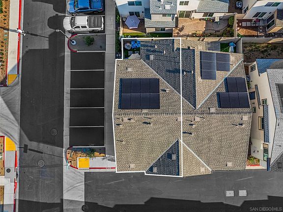 5th image of 239 Blended Pl