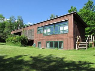 1039 Hurricane Rd, Keene, NY 12942