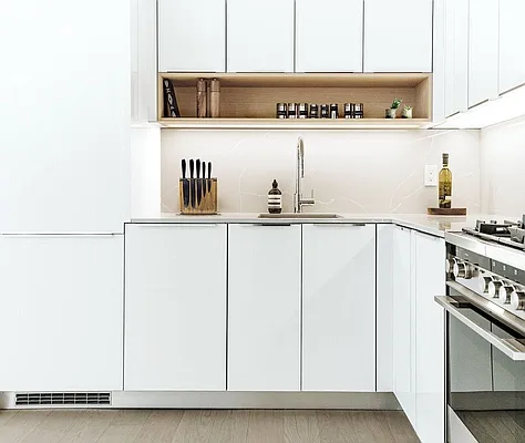 Rented by Metro Loft Management | media 282