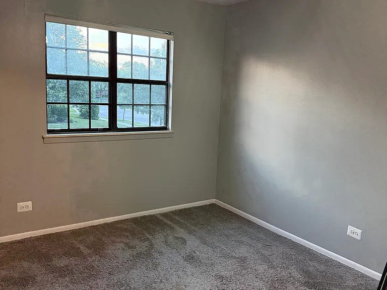 320 Deer Glen Way #D — Photo 11
