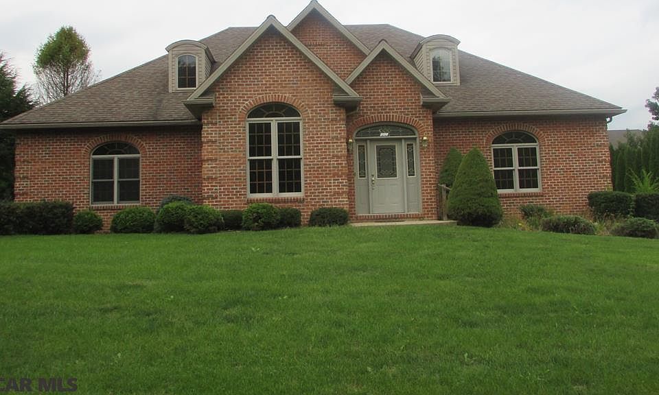 1st image of 1335 Megan Dr