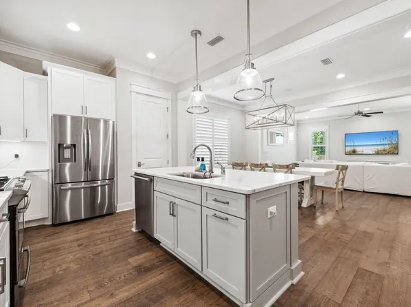 327 Cobalt Ln, Miramar Beach, FL 32550