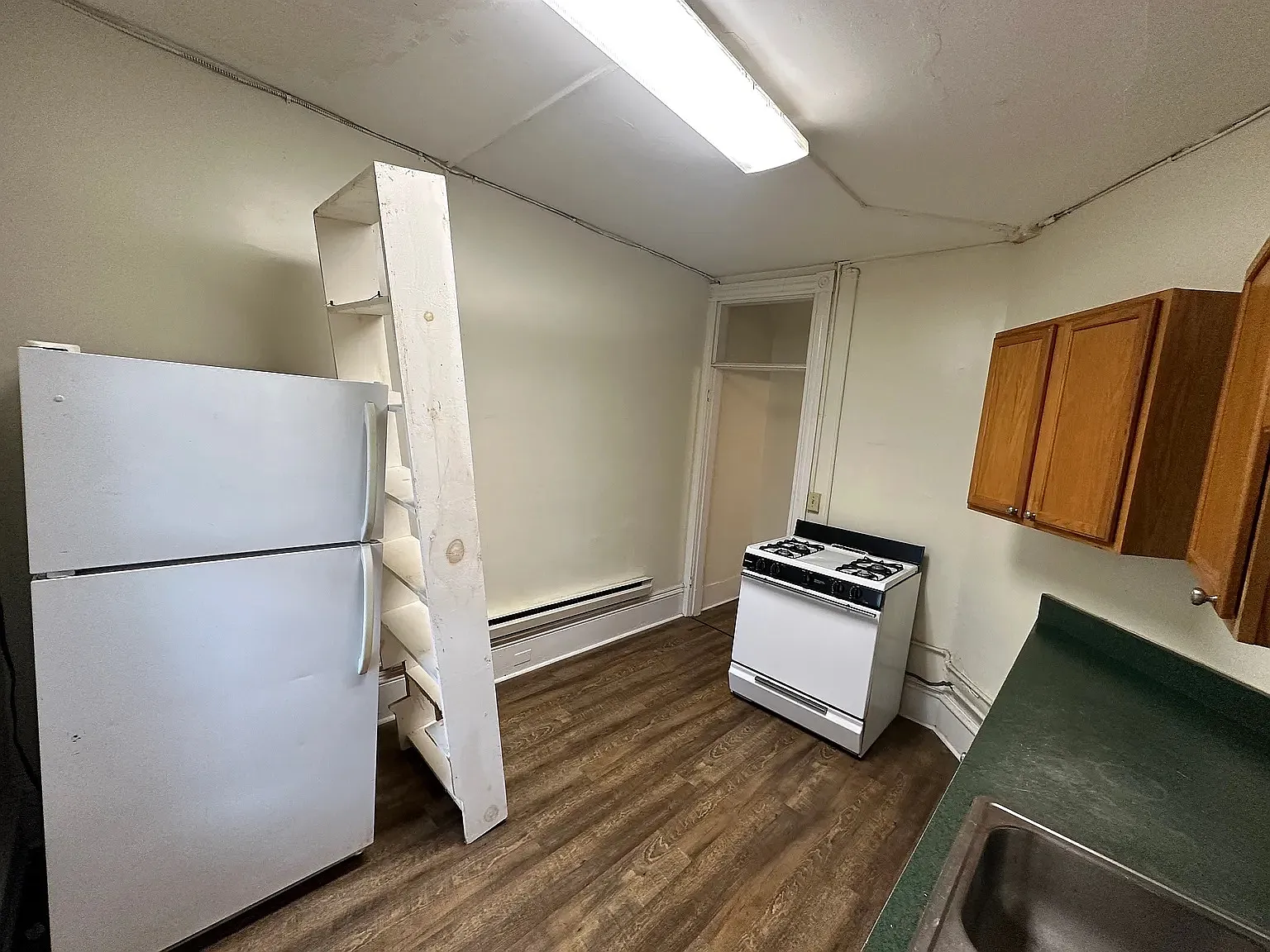 2 bed, 800 sqft, $1,875 — Photo 4