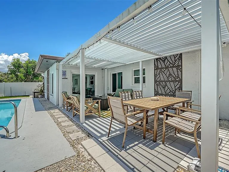 1302 Mango Ave — Photo 44