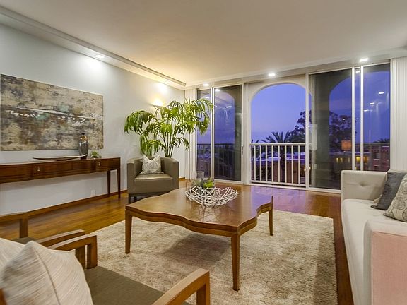 3rd image of 1001 Genter St Unit 2D