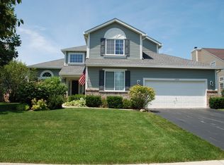 1360 Kettering Rd, Mundelein, IL 60060