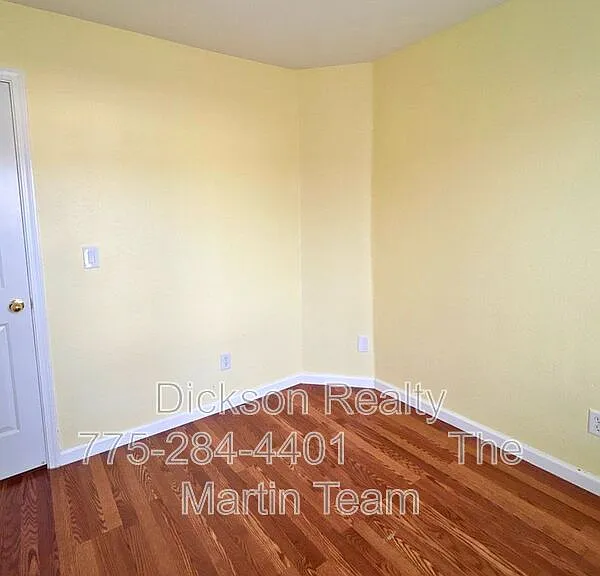 3470 Erin Dr — Photo 9