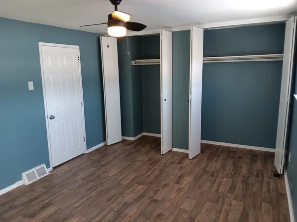 1310 Patrick Henry Pl, Philadelphia, PA 19122