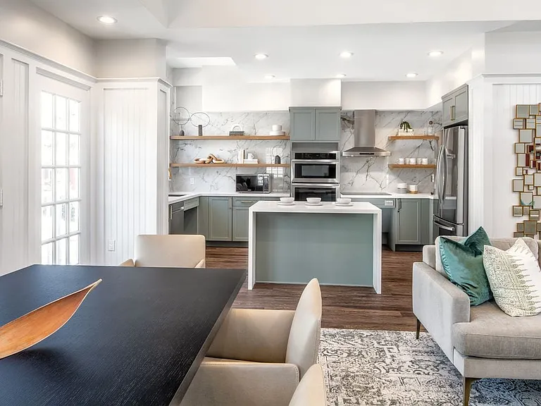 Resident Lounge Kitchenette