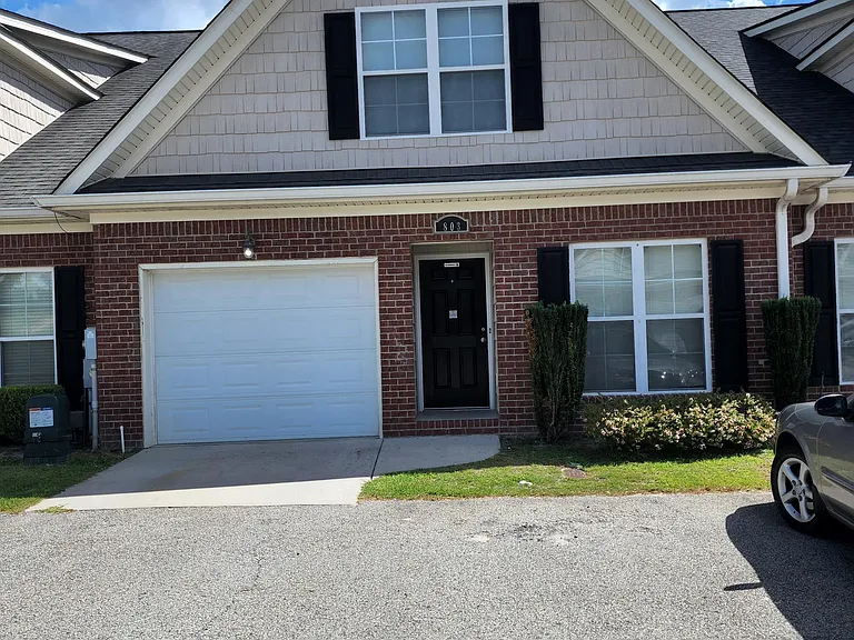 803 Landing Dr — Photo 1