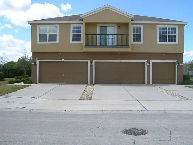4041 Pemberly Pines Cir — Photo 2