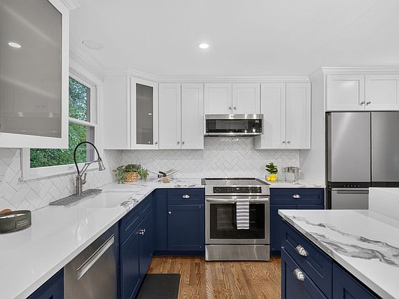 4th image of 523 Greendale Ave