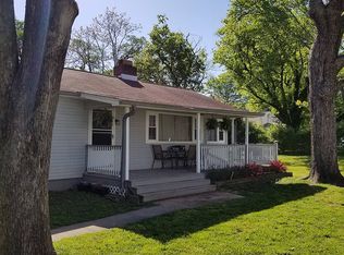 104 Nesper Rd, Oak Ridge, TN 37830