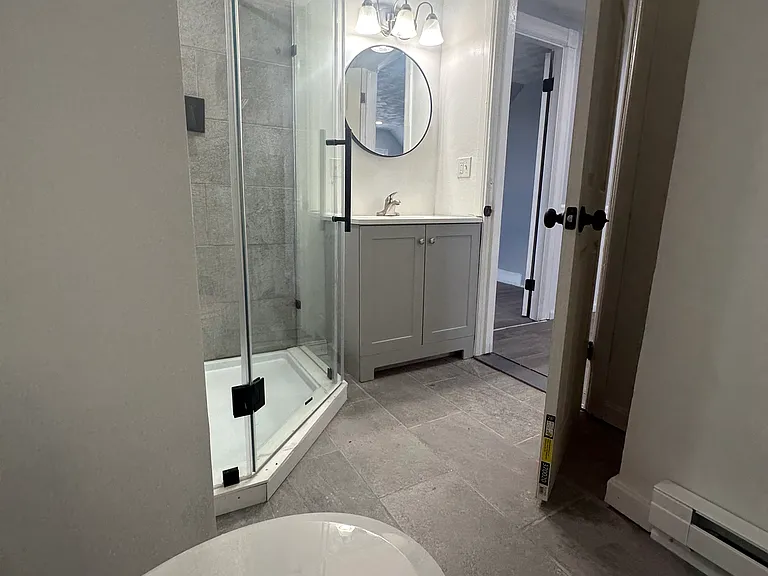34 Fletcher St #4 — Photo 8