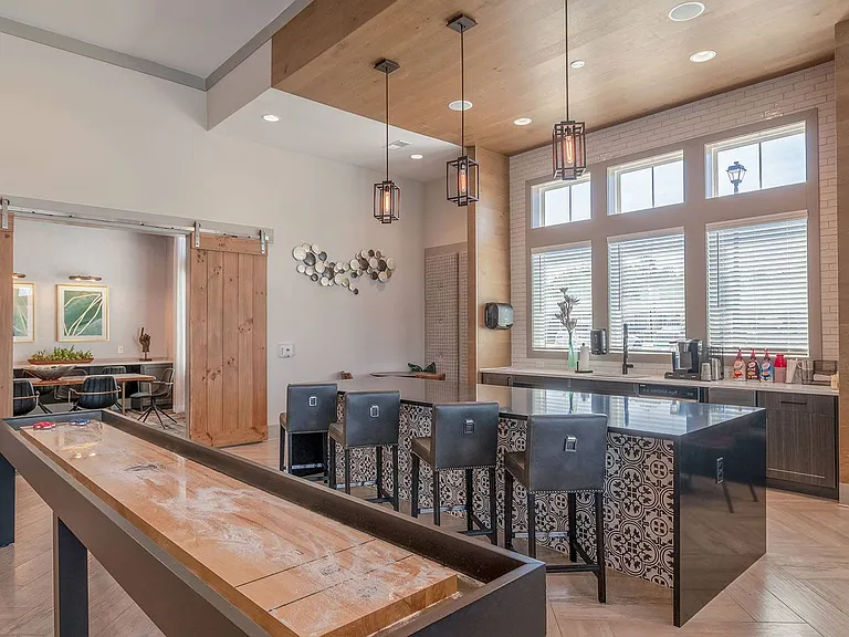Carmel Vista — Photo 16
