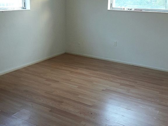 2nd image of 8640 NW 26th St