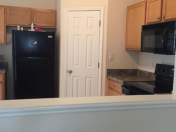 4th image of 8312 Glenwood Springs Ct