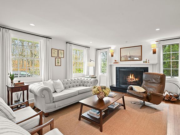 4th image of 104 Roton Ave